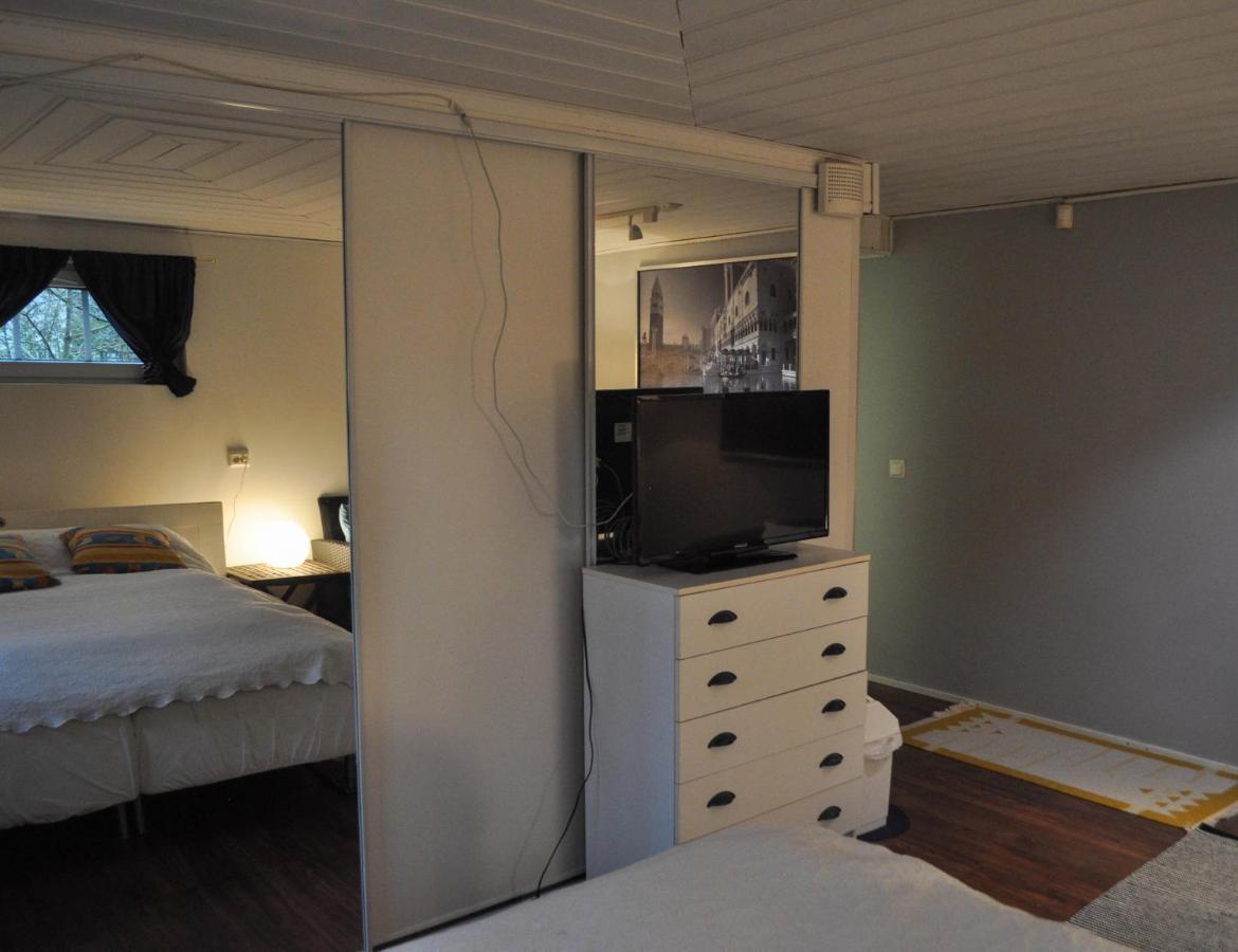 Room In Villa Emilia Еспоо Екстер'єр фото