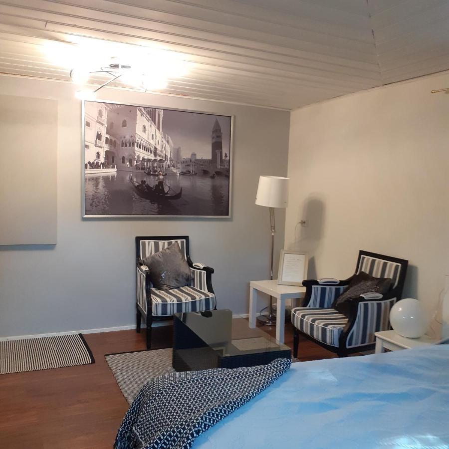 Room In Villa Emilia Еспоо Екстер'єр фото